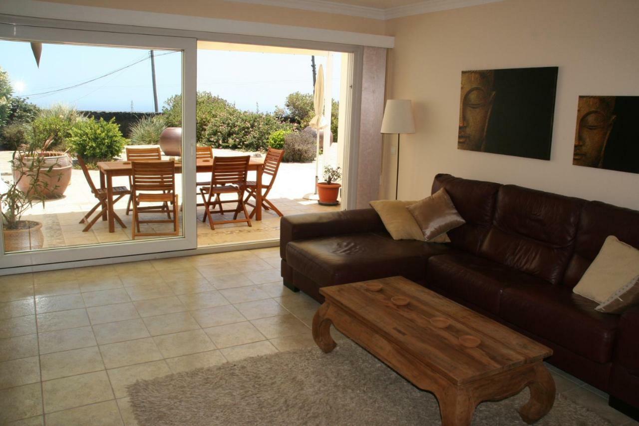 Villa Essence - A Unique Detached Villa With A-C, Heated Private Pool, Hottub, Gardens, Patios And Stunning Views! Tías Kültér fotó